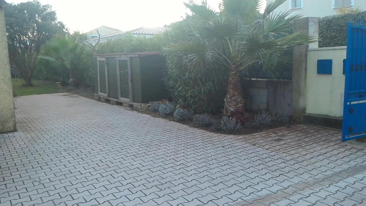 Villa Petit Studio Au Calme La Crau Exterior foto